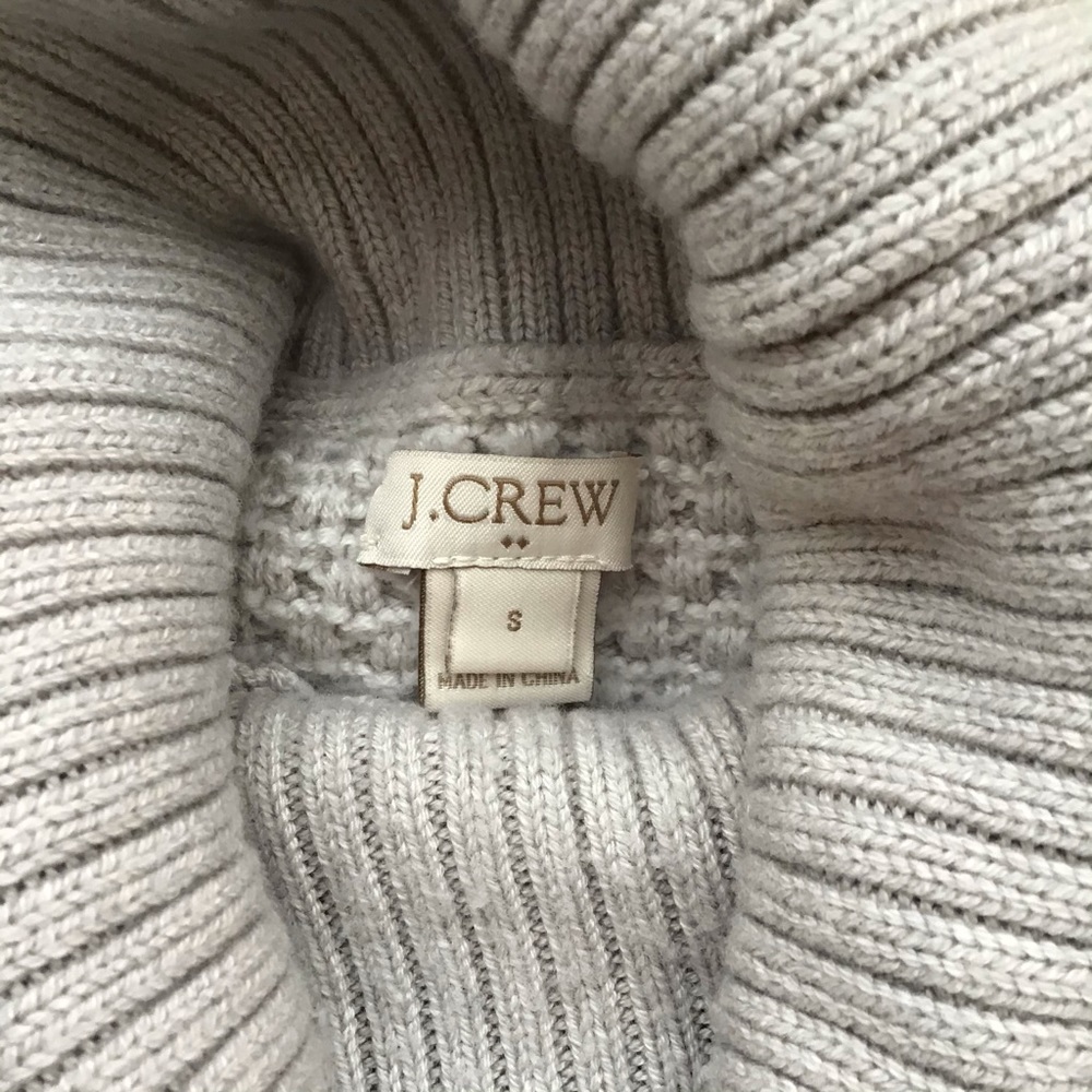‼️Last Price‼️J.Crew Grey Textured Turtleneck